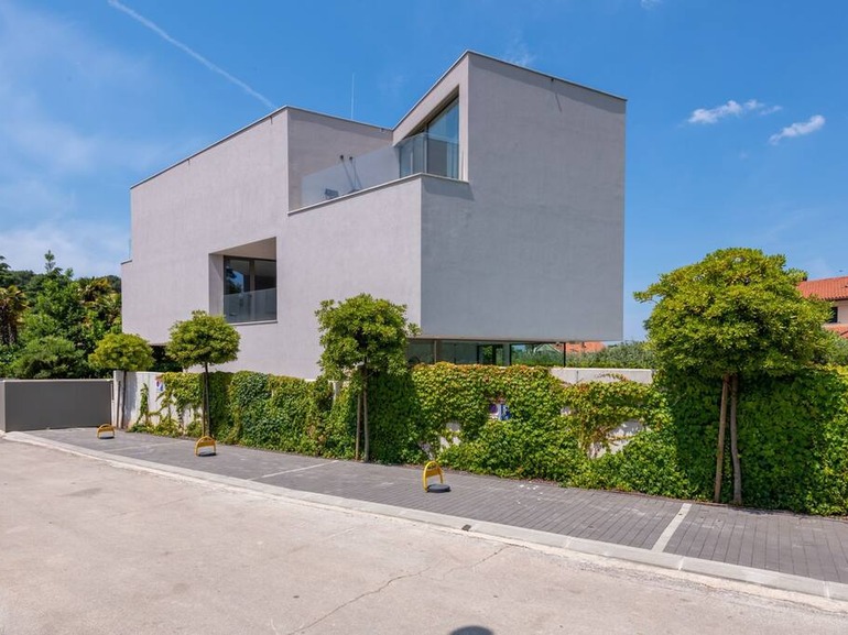 RM luxury villa with pool in Rovinj